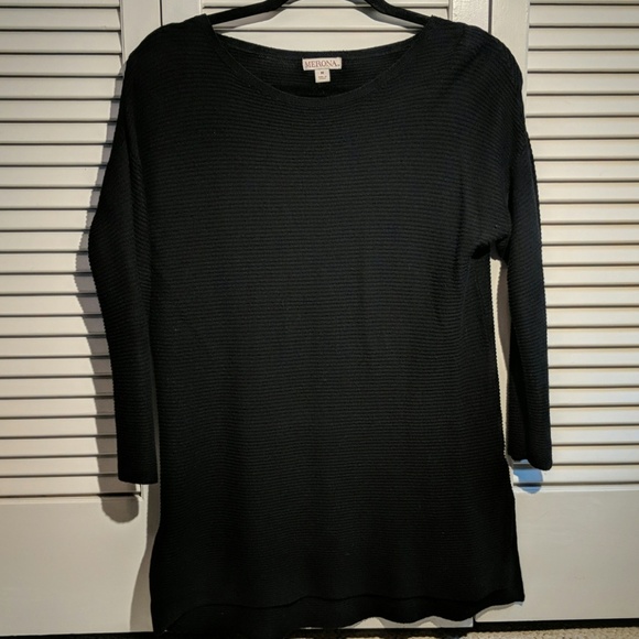 Sweater - Picture 1 of 1